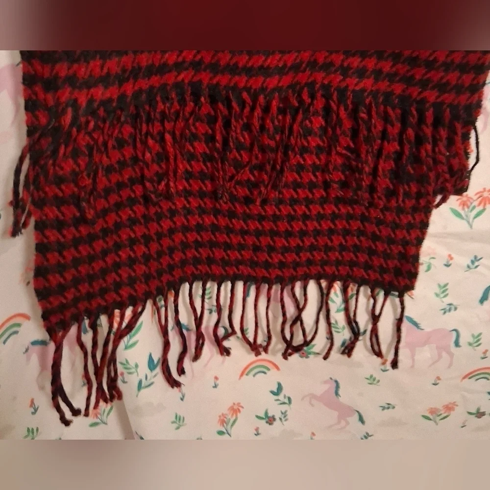 EUC Vintage Coach Red & Black Houndstooth Cashmere & Wool Casual Winter Scarf